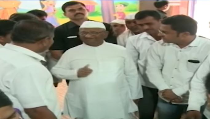 Anna Hazare Announces Hunger Strike Against Maha Supermarket Wine Decision