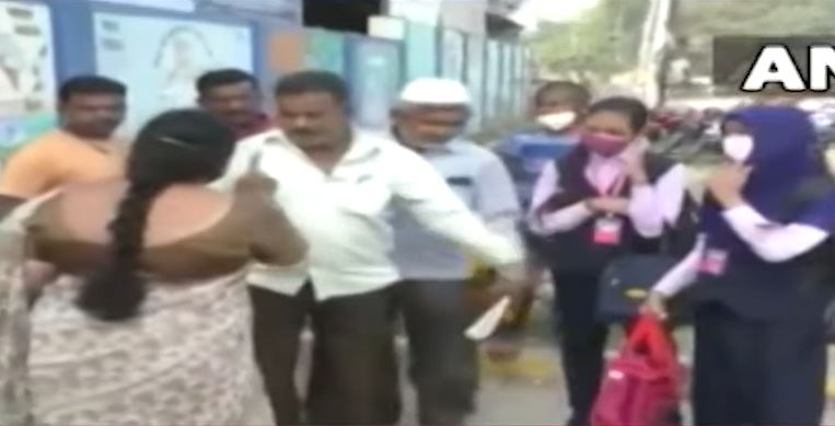 Hijab Controversy India - Karnataka High Schools Reopen, Tensions Arise In Mandya School
