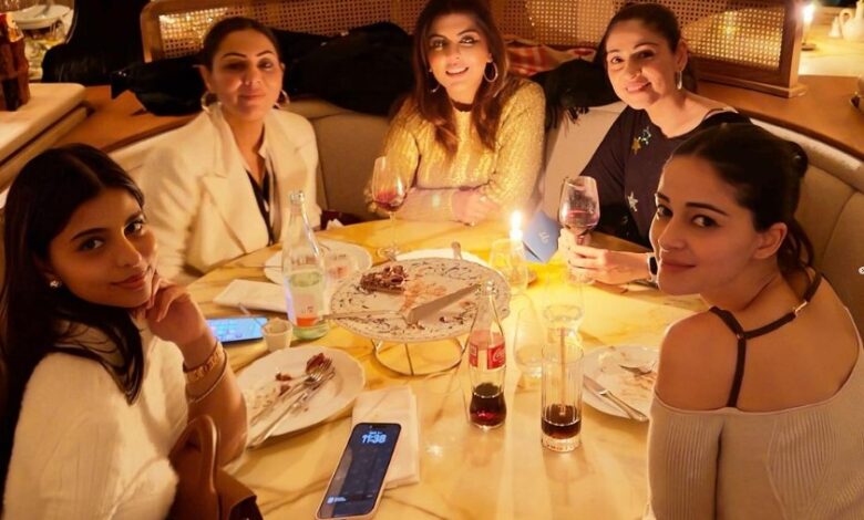 Suhana Khan and Ananya Panday’s Parisian Dinner Party with Their Moms See the Pics