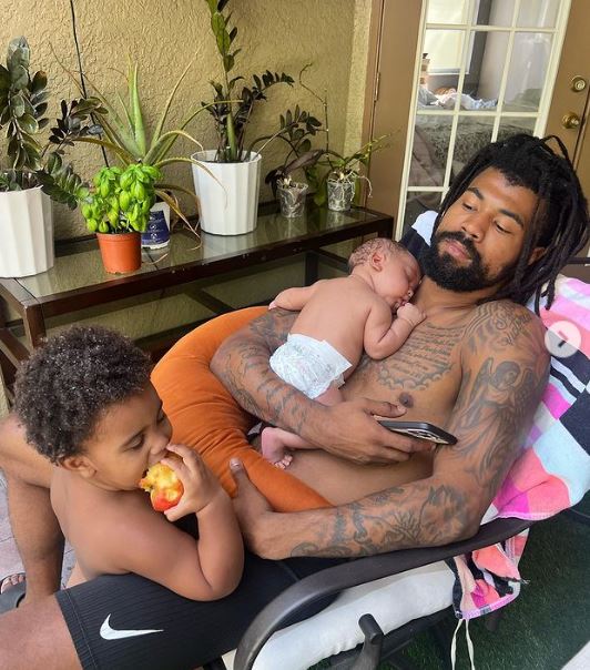 Cameron Sutton and his kids