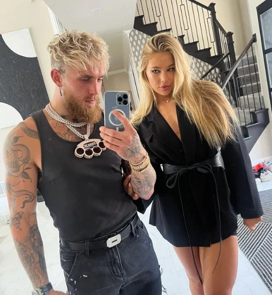 Jake Paul with his girlfriend Jutta Leerdam