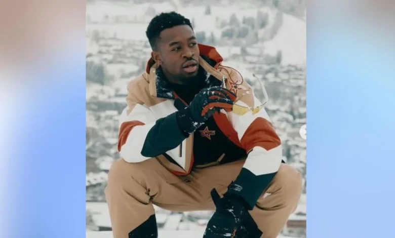 Jonathan Akamz (Akamztweenty)