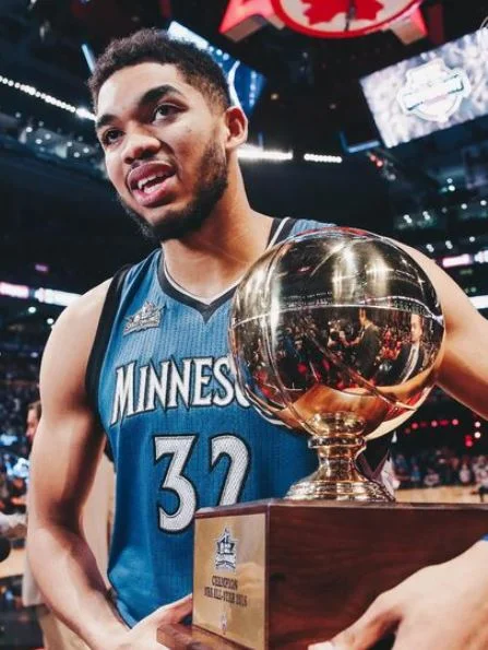 Karl-Anthony towns age