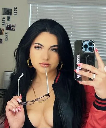 Katrina Stuart bio
