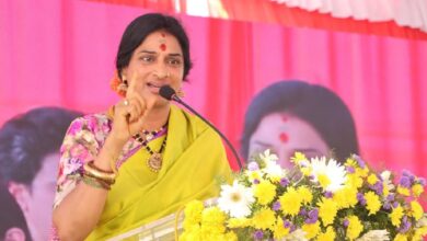 Kompella Madhavi Latha