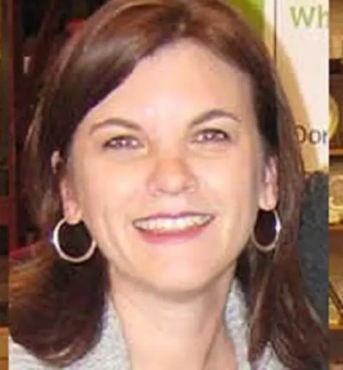 Lizzie Vaynerchuk bio