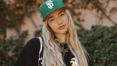 Mia Mastrov