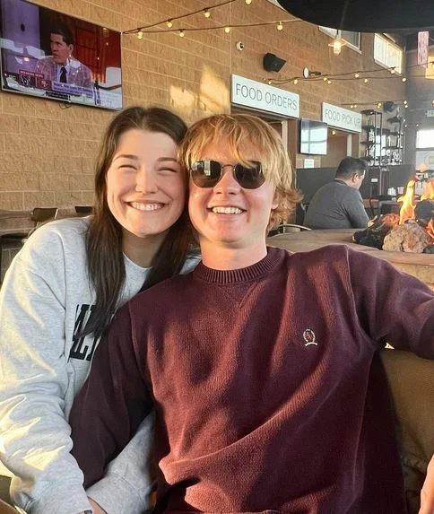 Nicole Axelrod with her boyfriend