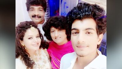 Palash Muchhal Family