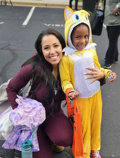 Samantha Lee with her kid