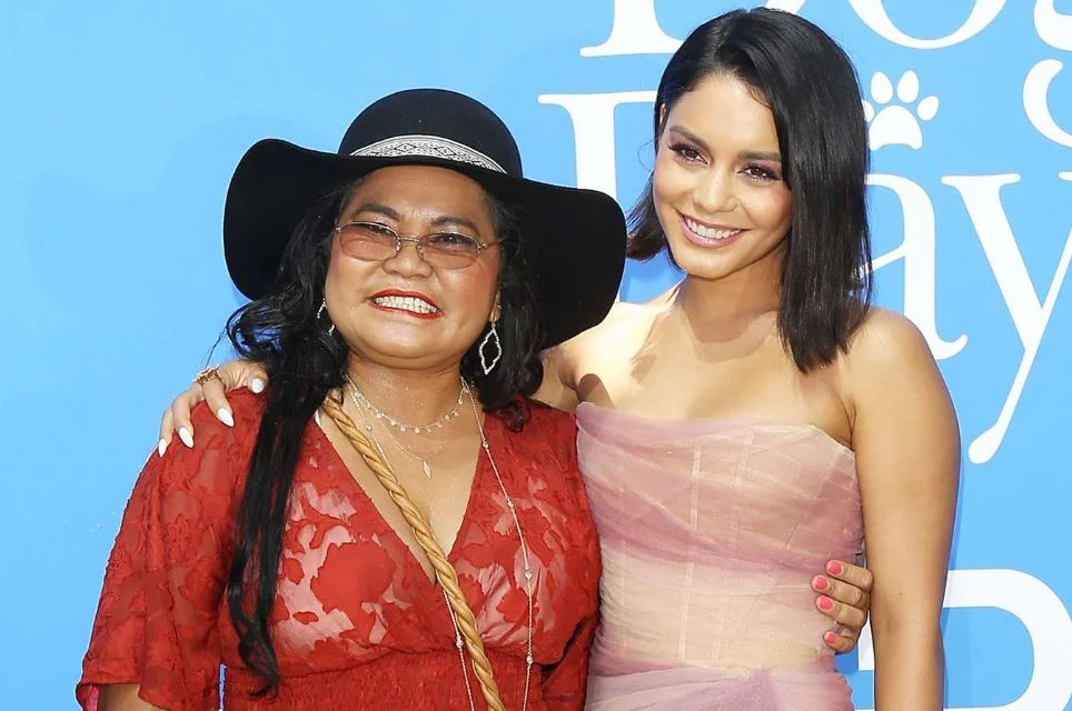 Vanessa Hudgens mother