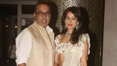 Vidya Malvade Husband
