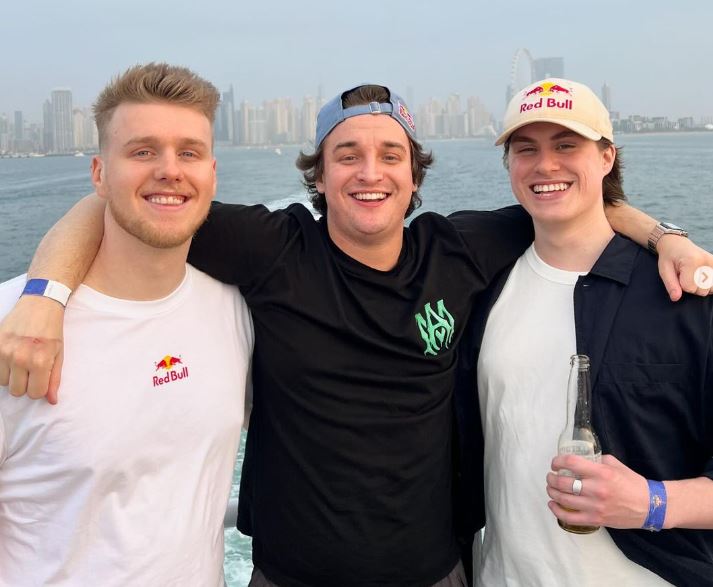 jordy2d with friends