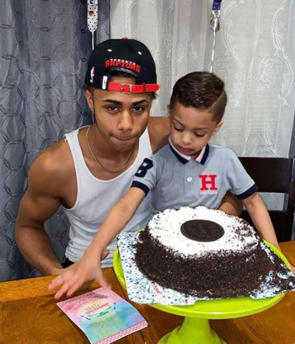 Antoniotoowavy and his son