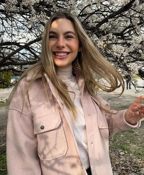 Erika Doumbova age