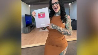 How Many Tattoos Heidi Lavon Have