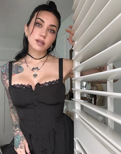 Jessica Loft bio
