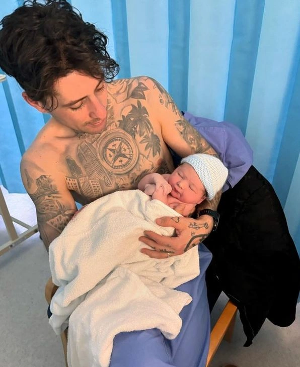 Kriss Kyle with his new born kid