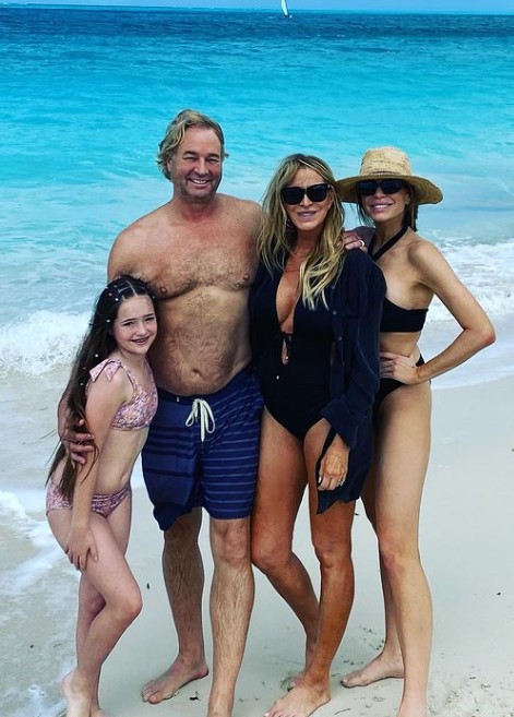 Lauri Peterson with her kids
