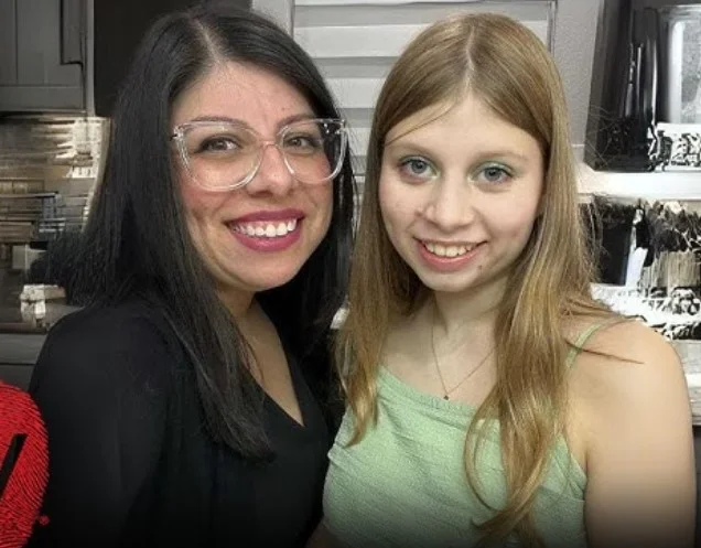 Madeline Soto with her mom Jennifer Soto