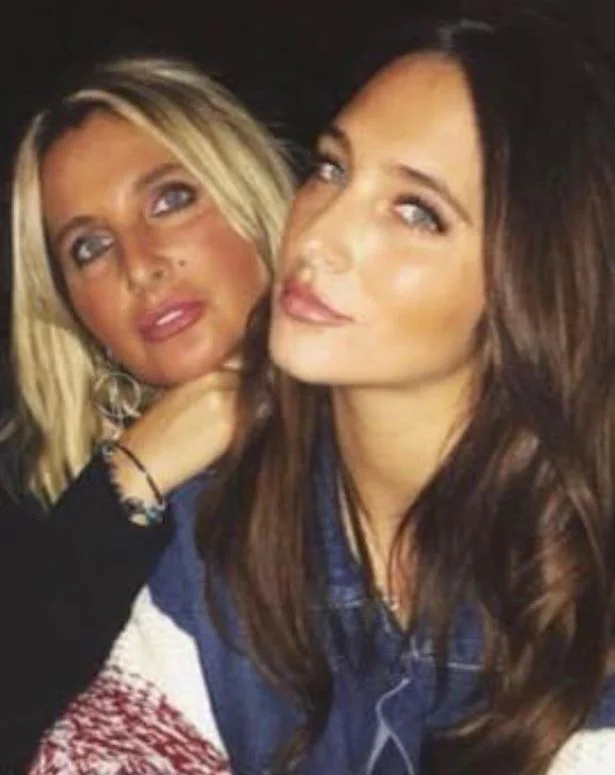 Maeva and her mother