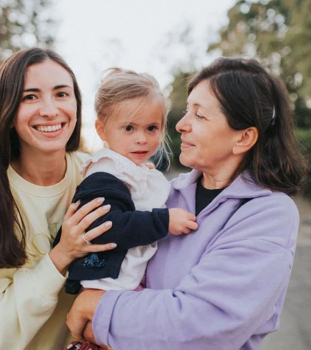 Marina Mogilko with her mother