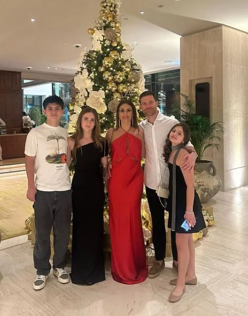 Nagore Aranburu with her husband and kids