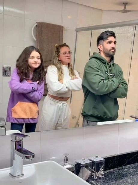 Pablo E Veronica complete family