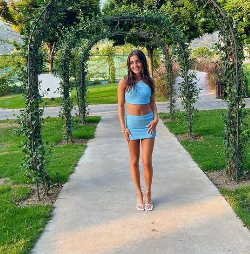 Sienna Walker height