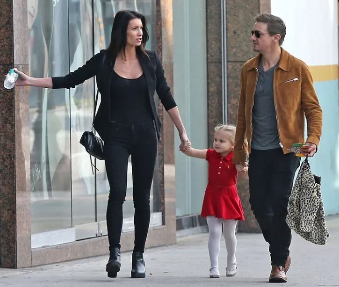 Sonni Pacheco with her ex-husband and daughter