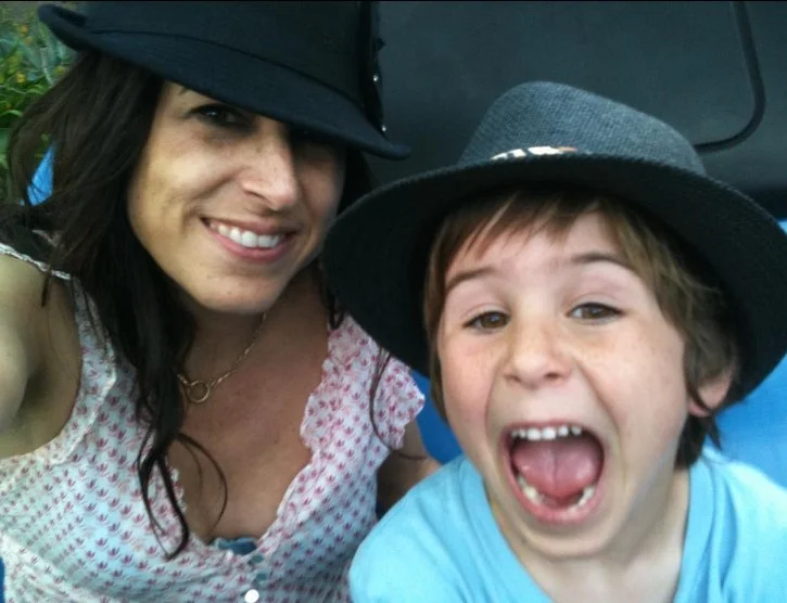 Taj Cross' childhood image with his mom