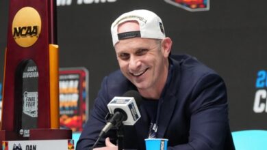 Dan Hurley