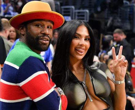 Gallienne Nabila and Floyd Mayweather