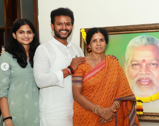Sri Sravya with her husband and mother-in-law