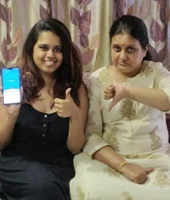 Aishwarya Mohanraj with her mother
