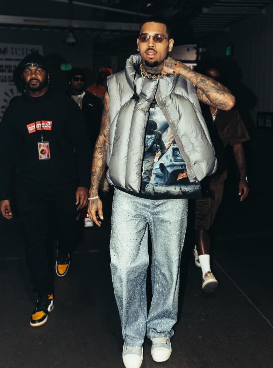 Chris Brown height