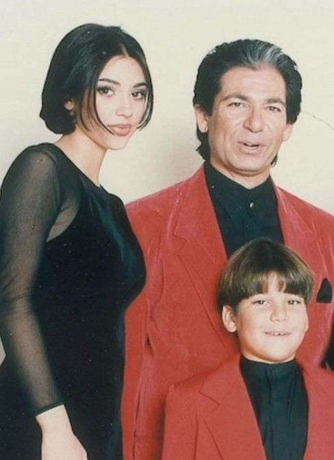 Rob Kardashian with his father and Kim Kardashian