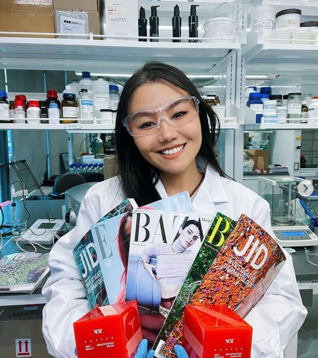 Sophie Bai career