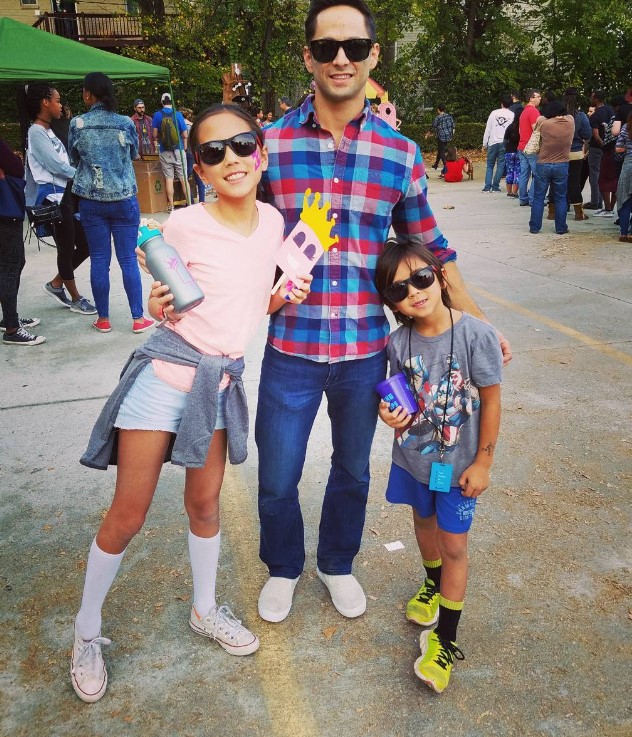Andrew Sundseth with his kids