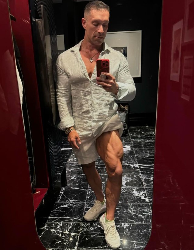 Greg Doucette height