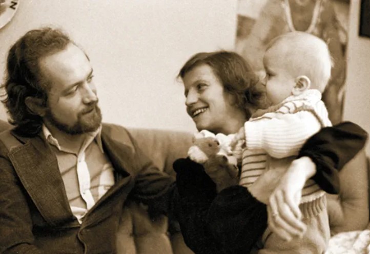 Leonid Bortkevich with his wife and son