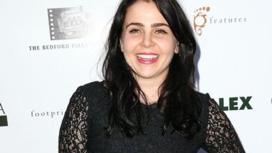 Mae Whitman