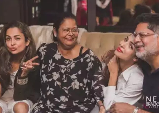 Anil Arora with his wife family