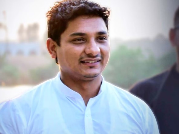 Captain Yogesh Bairagi net worth
