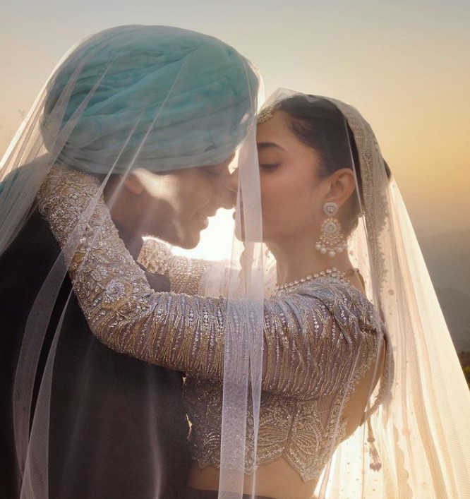 Salim Karim and his wife Mahira Khan's wedding image