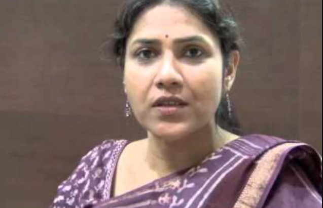 Seema Chisti Yechury's old image
