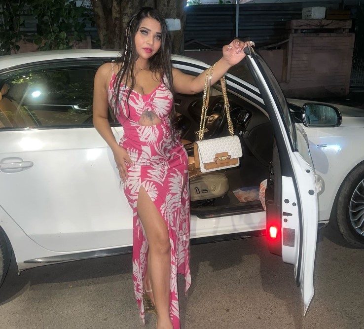 Shubhi Katiyar bio