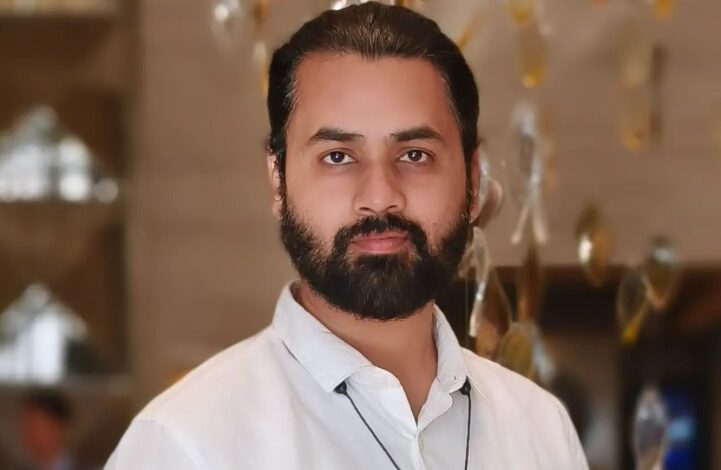 Sumit Mahal