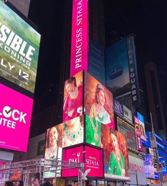 Sitara Ghattamaneni appeared on Time Square