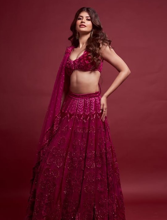 Anjini Dhawan height